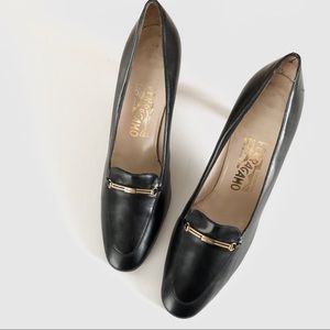 vintage SALVATORE FERRAGAMO heels